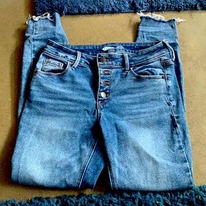 High waisted jeans